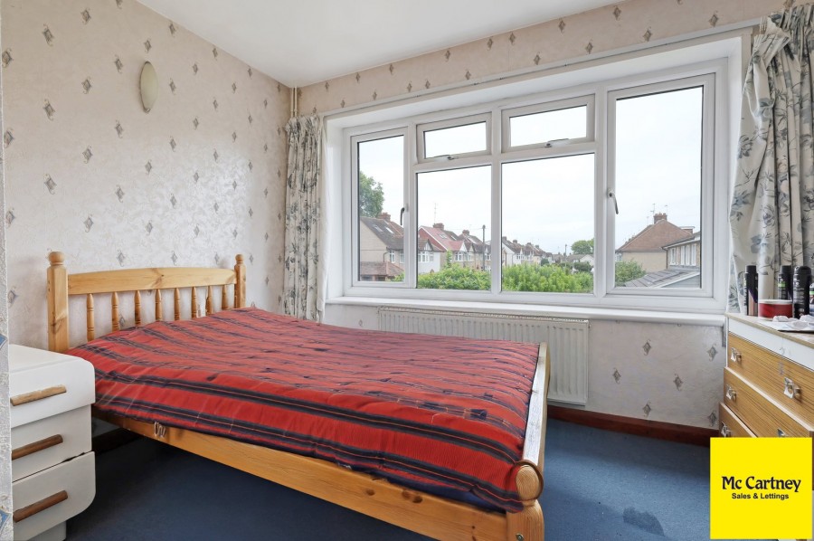 Images for Oaklands Crescent, Chelmsford, Essex