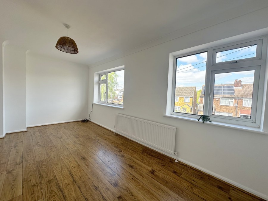 Images for Meadgate Avenue, Chelmsford, Essex