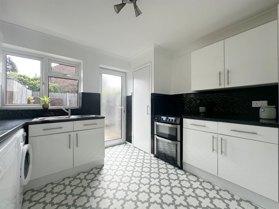 Images for Meadgate Avenue, Chelmsford, Essex