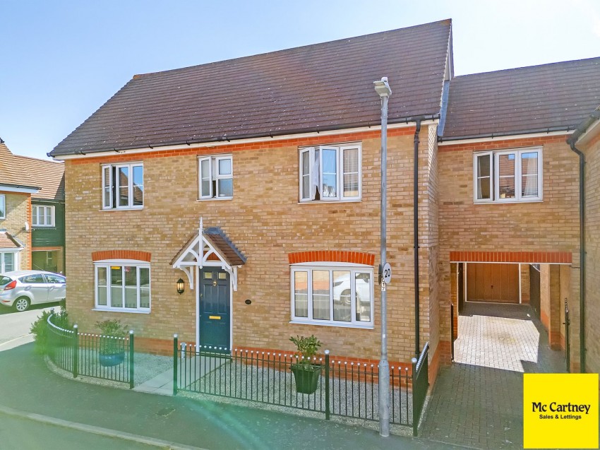 Images for Berwick Avenue, Chelmsford, Essex