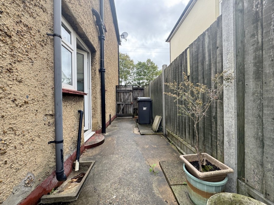 Images for Van Diemans Road, Chelmsford, Essex