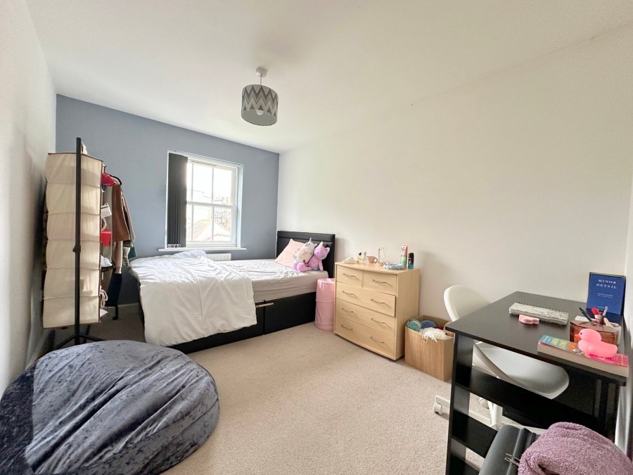 Images for Lynmouth Gardens, Chelmsford, Essex